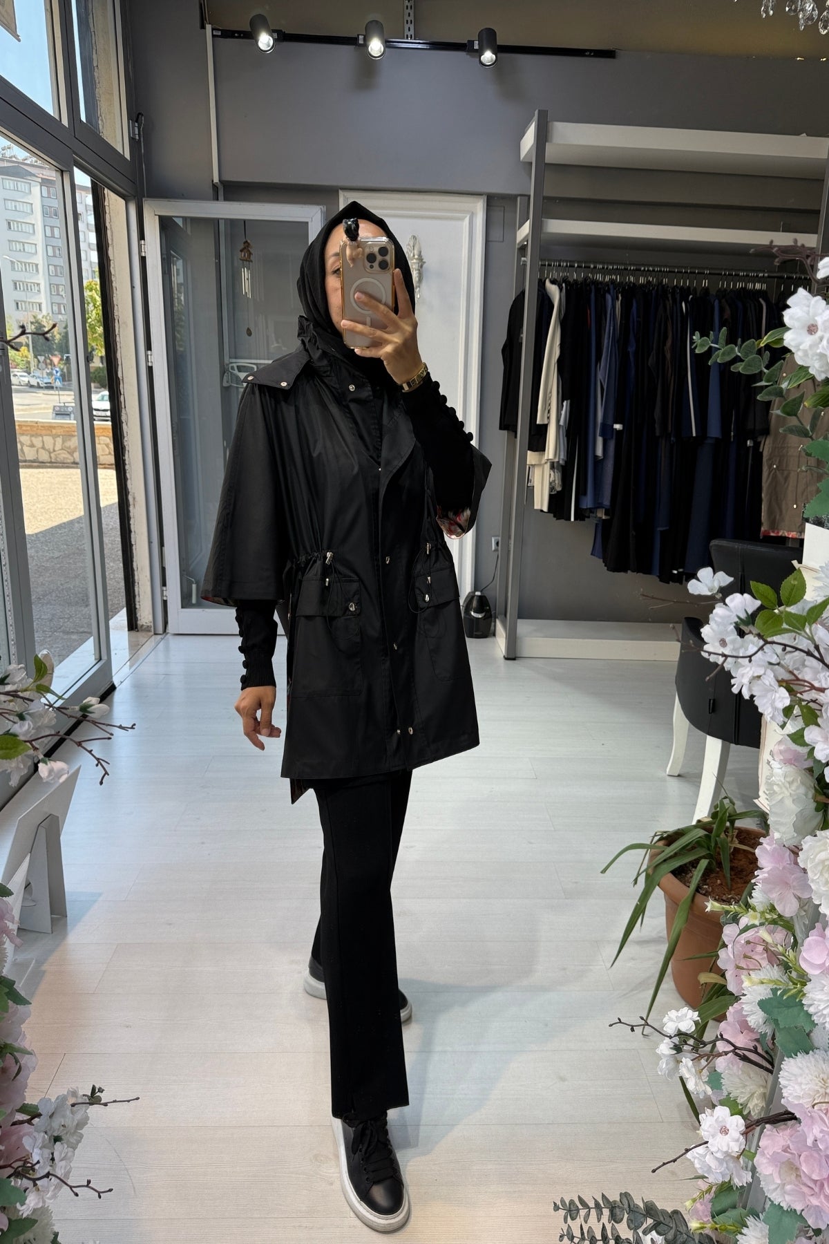 Miss Dalida Astarlı Desenli Kumaş Yağmurluk