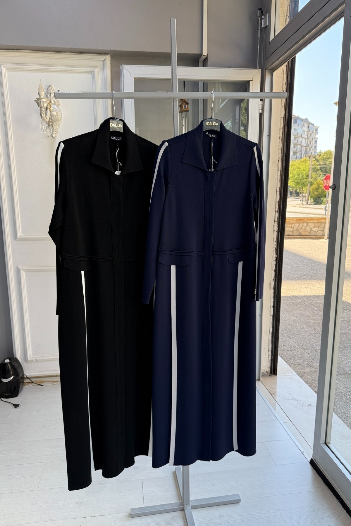 Miss Dalida Yırtmaç Detaylı Uzun Triko Hırka