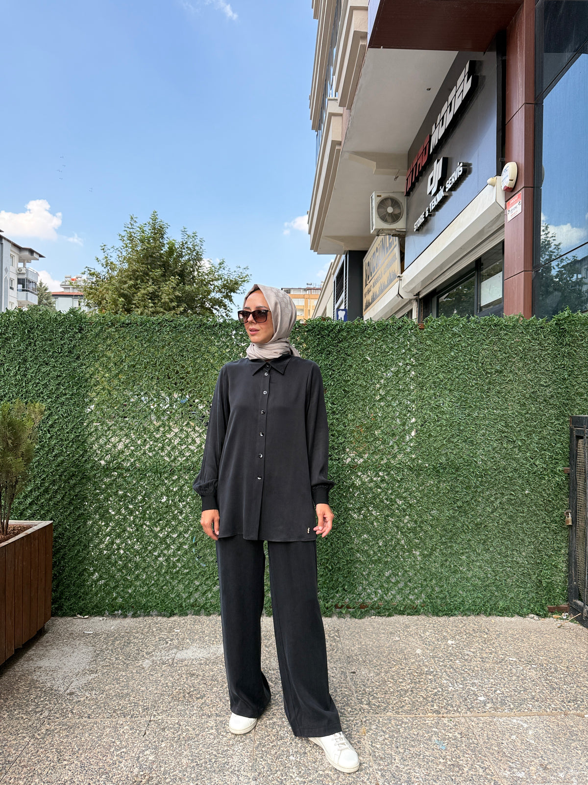 Miss Dalida 3263802 Erkek Yaka Klasik Gömlek