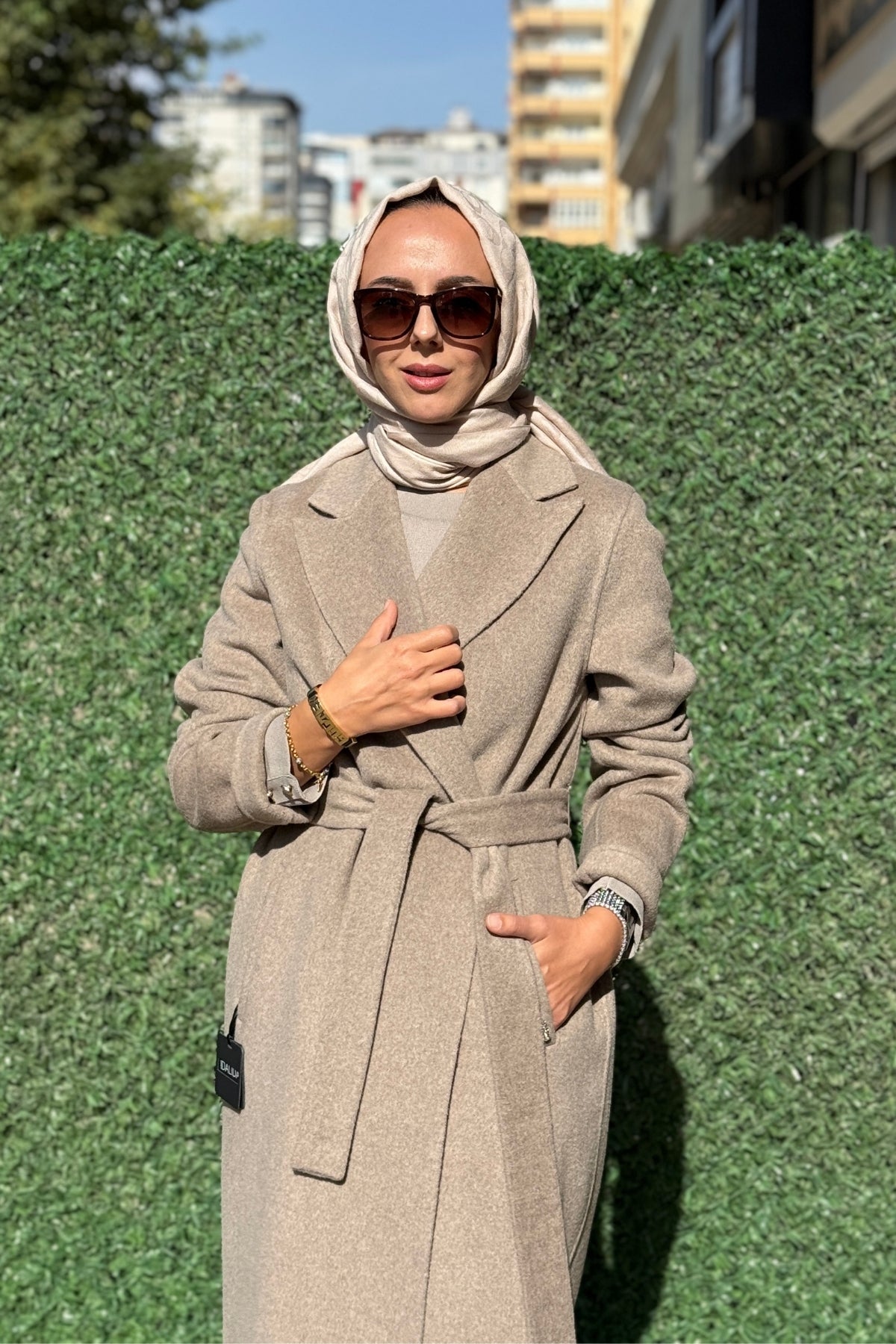 Miss Dalida Alpaka Kumaş Bej Kaban