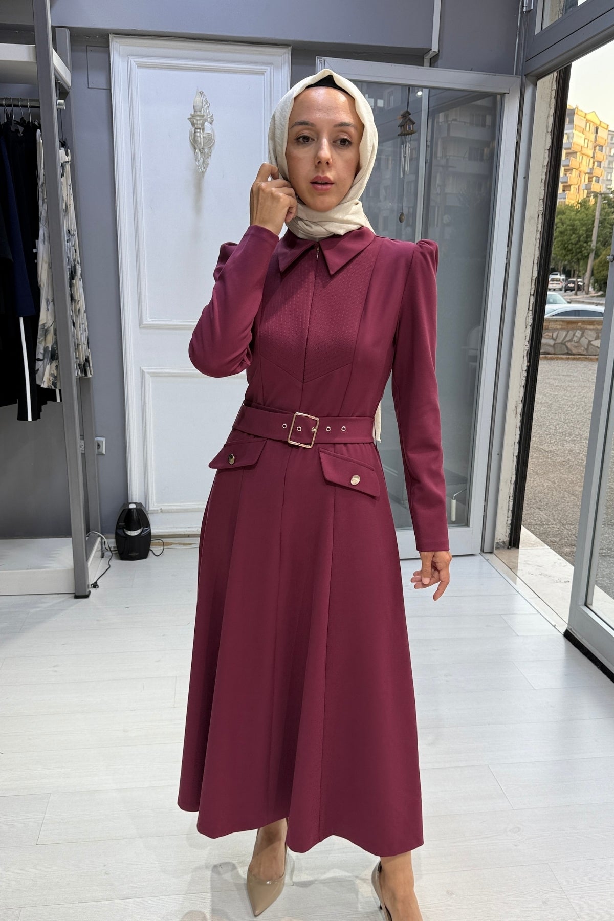 Exquise Önden Fermuarlı Kemerli Uzun Kol Slim Fit Midi Elbise