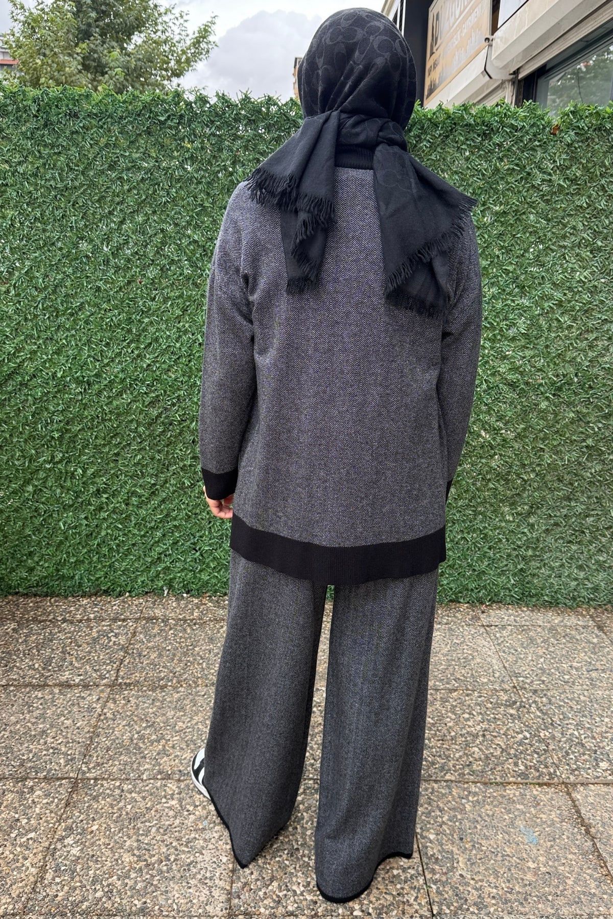 Miss Dalida Dik Yaka Fermuarlı Cepli Triko Ceket