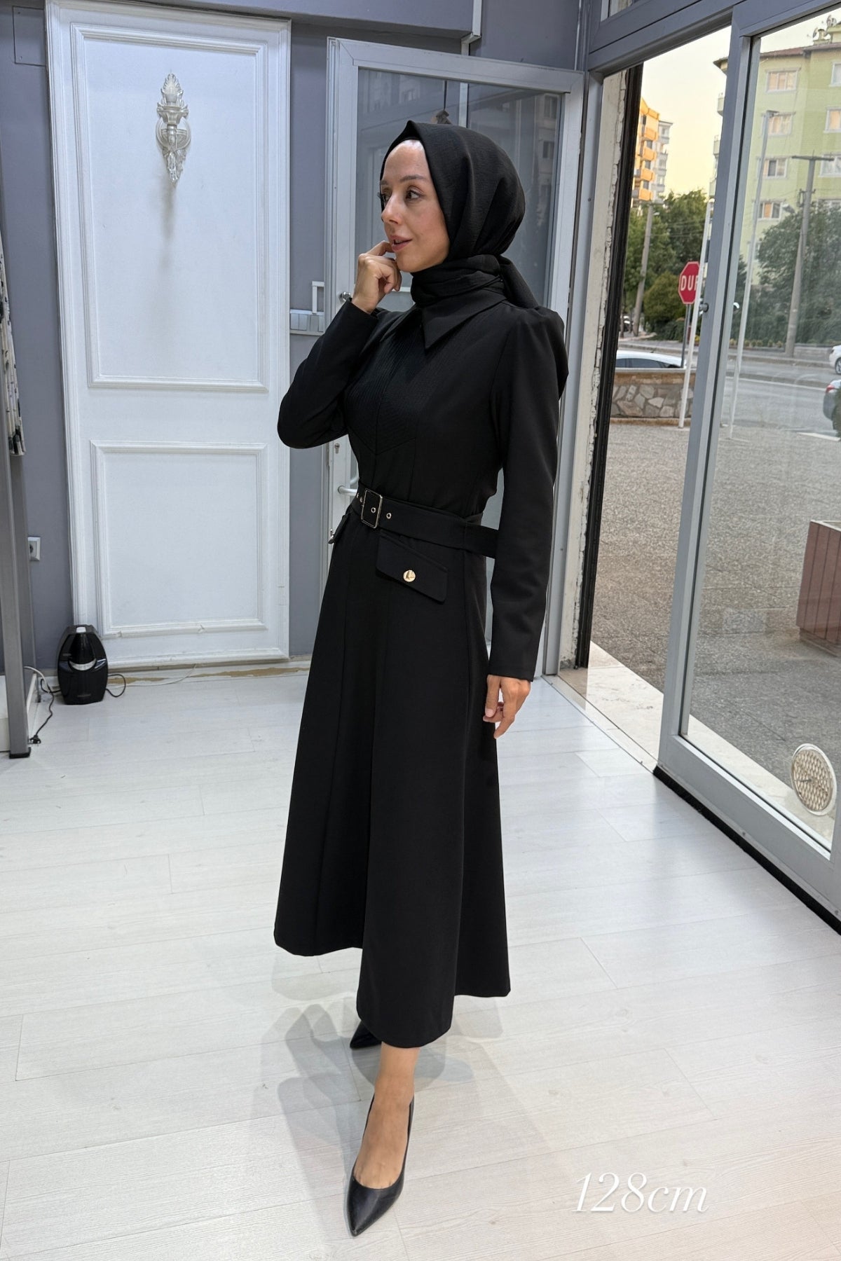 Exquise Önden Fermuarlı Kemerli Uzun Kol Slim Fit Midi Elbise