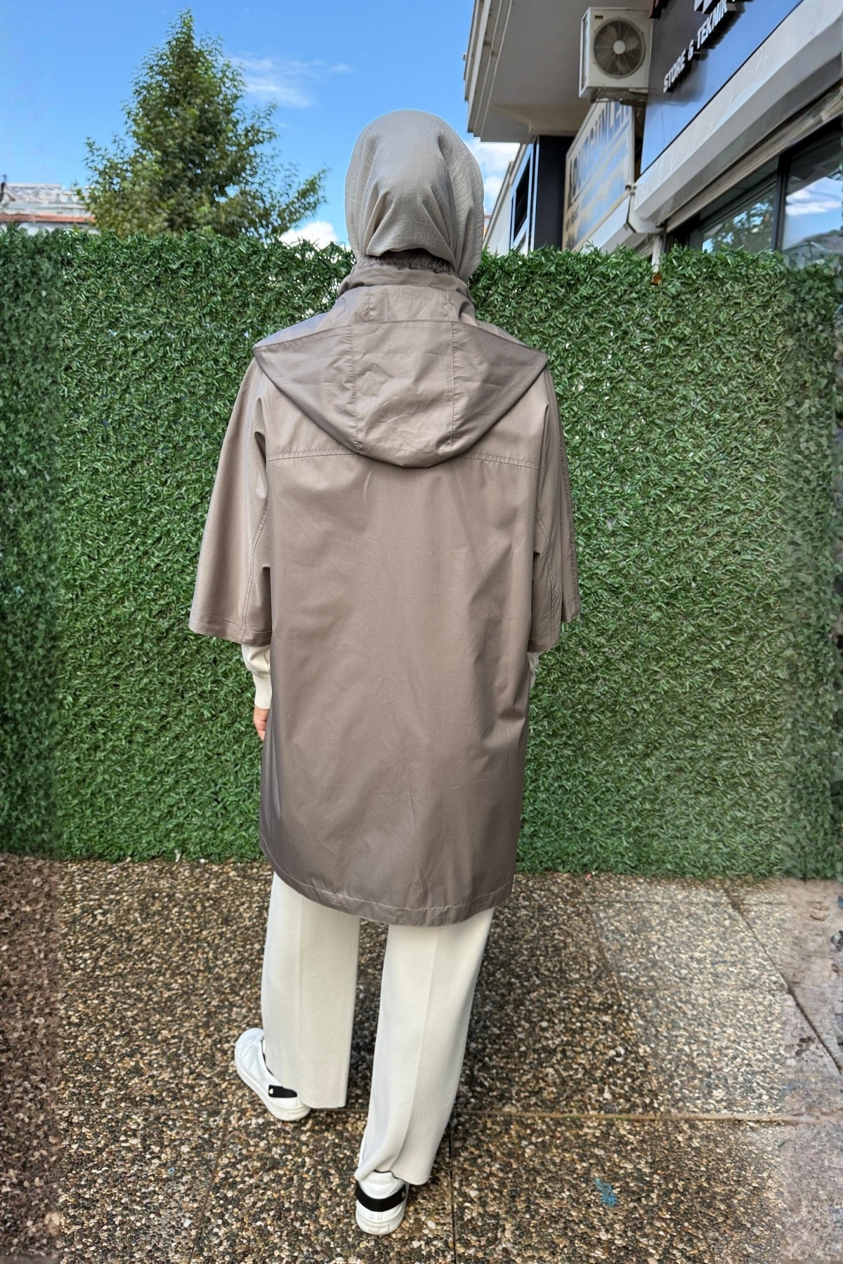 Miss Dalida Astarlı Desenli Kumaş  Yağmurluk