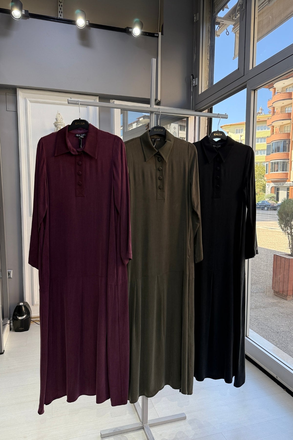 Miss Dalida Önden Düğmeli Cupra Elbise