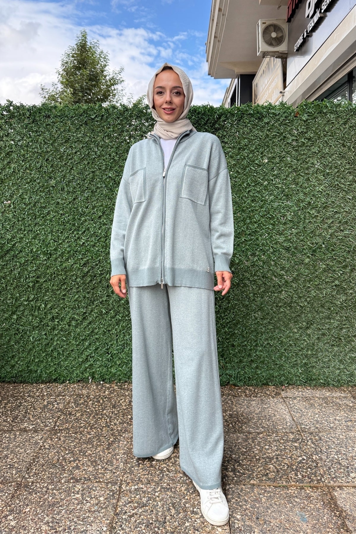 Miss Dalida Dik Yaka Fermuarlı Cepli Triko Ceket