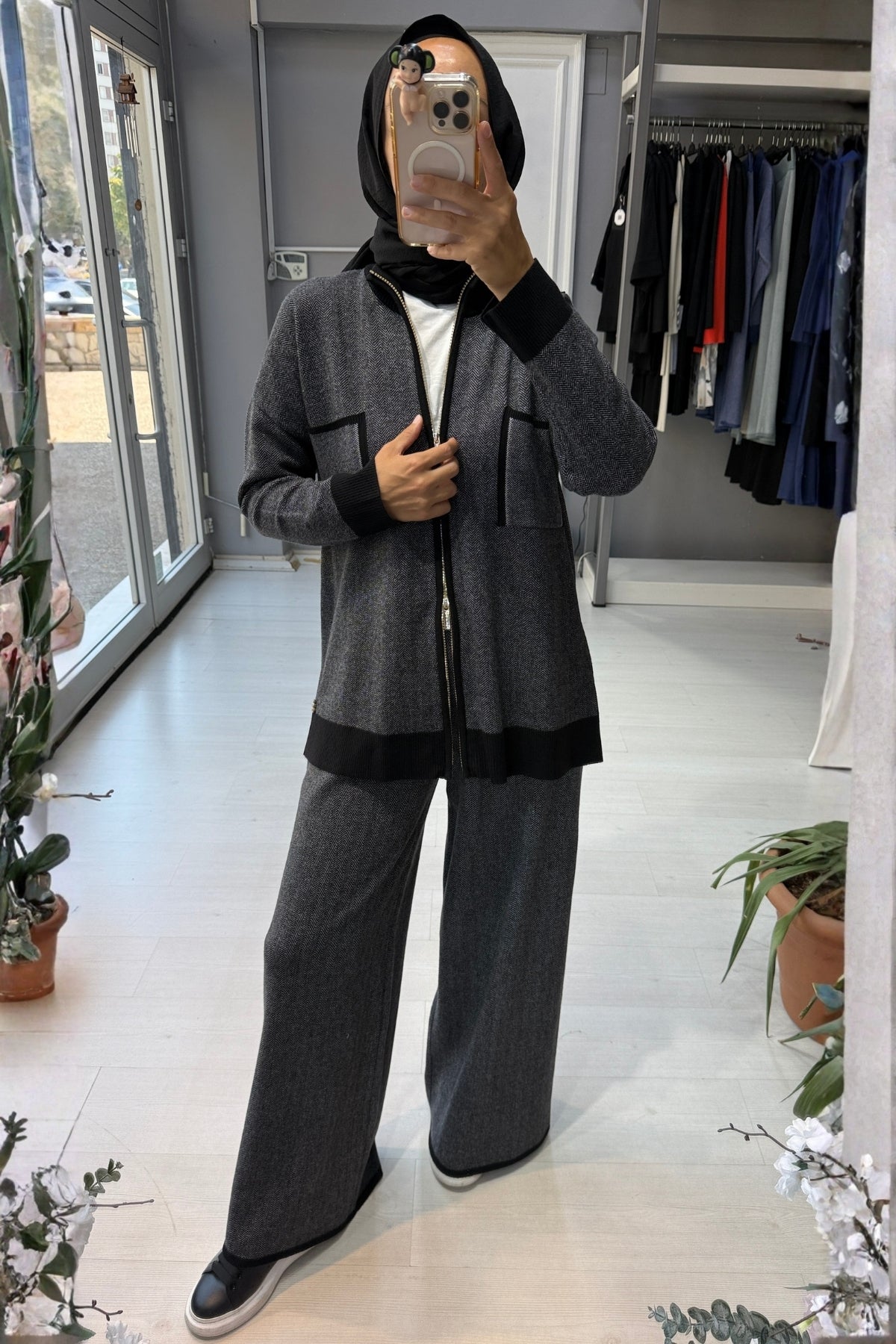 Miss Dalida Dik Yaka Fermuarlı Cepli Triko Ceket