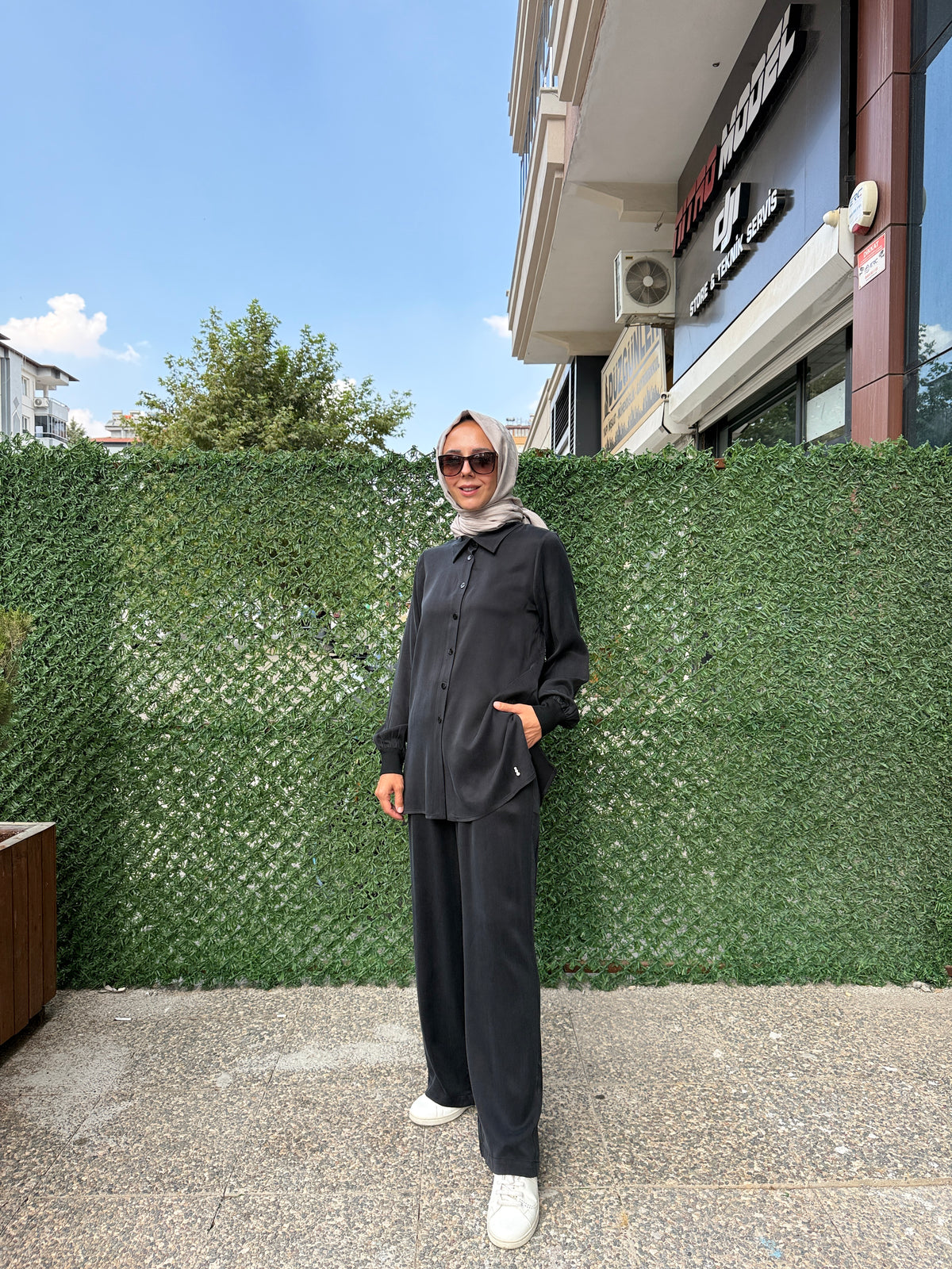 Miss Dalida 3263802 Erkek Yaka Klasik Gömlek