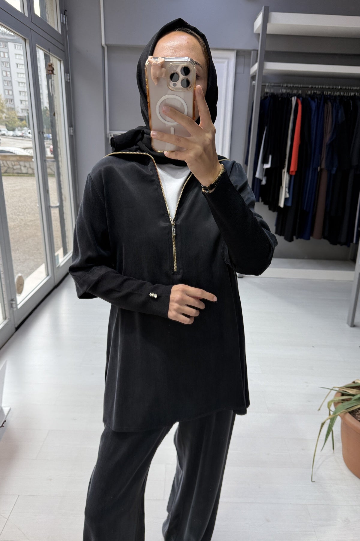 Miss Dalida Yakası Ve Kolları Triko Cupro Tunik