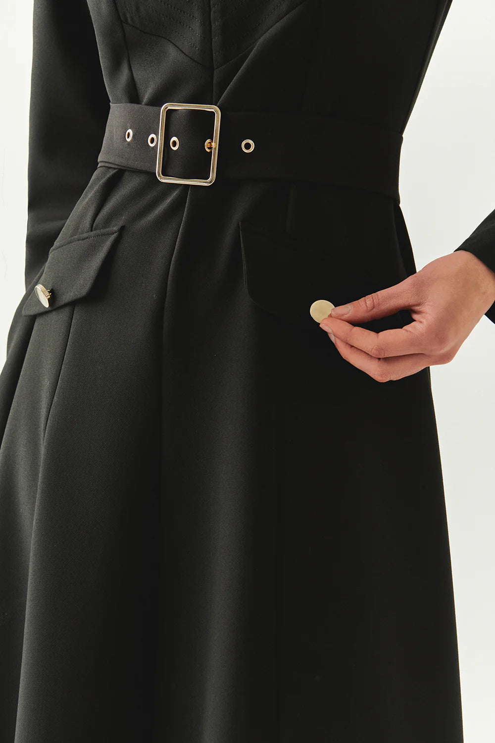 Exquise Önden Fermuarlı Kemerli Uzun Kol Slim Fit Midi Elbise