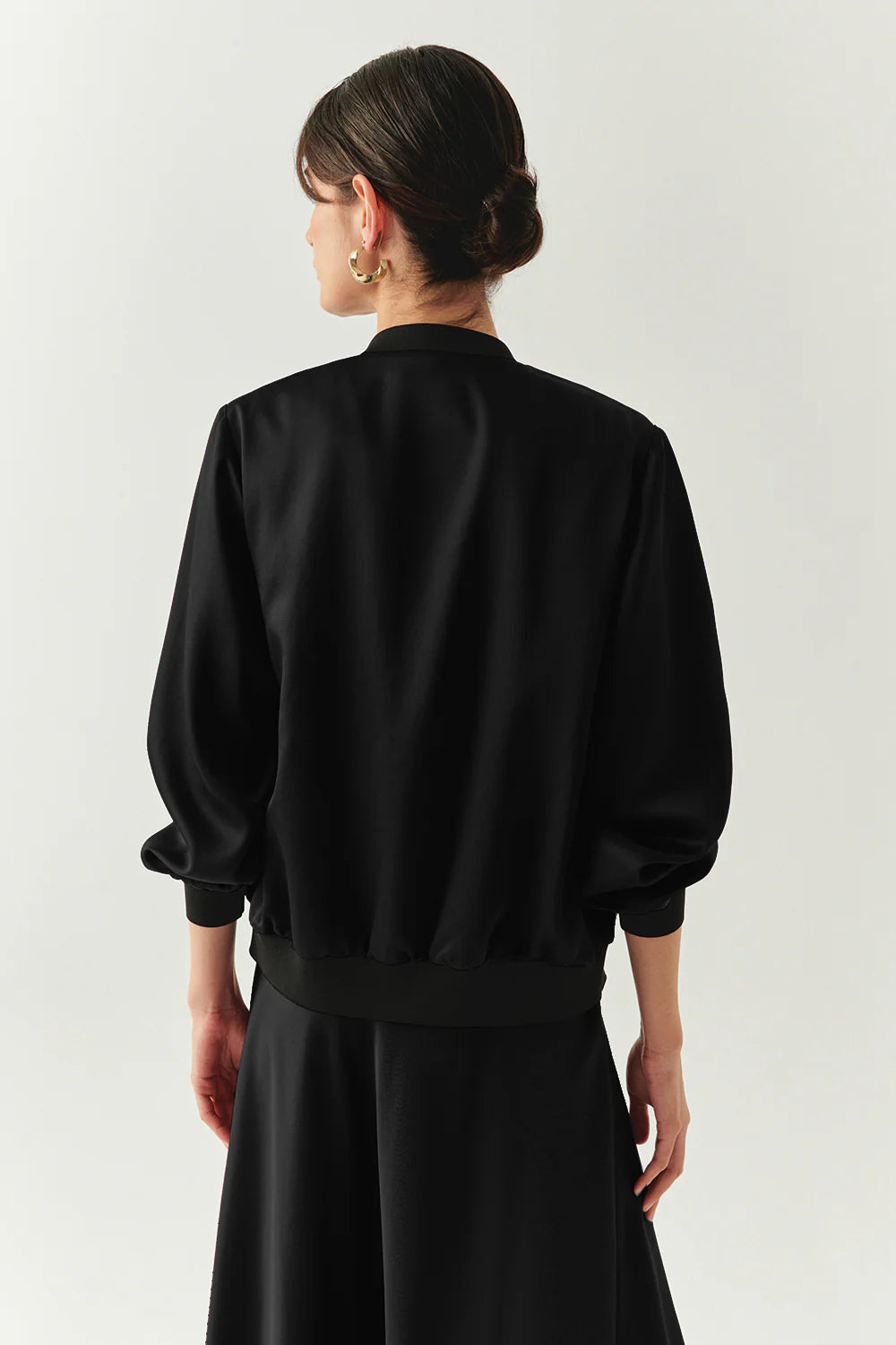 Exquise Bisiklet Yaka Cepli Saten Yüzeyli Regular Fermuarlı Ceket